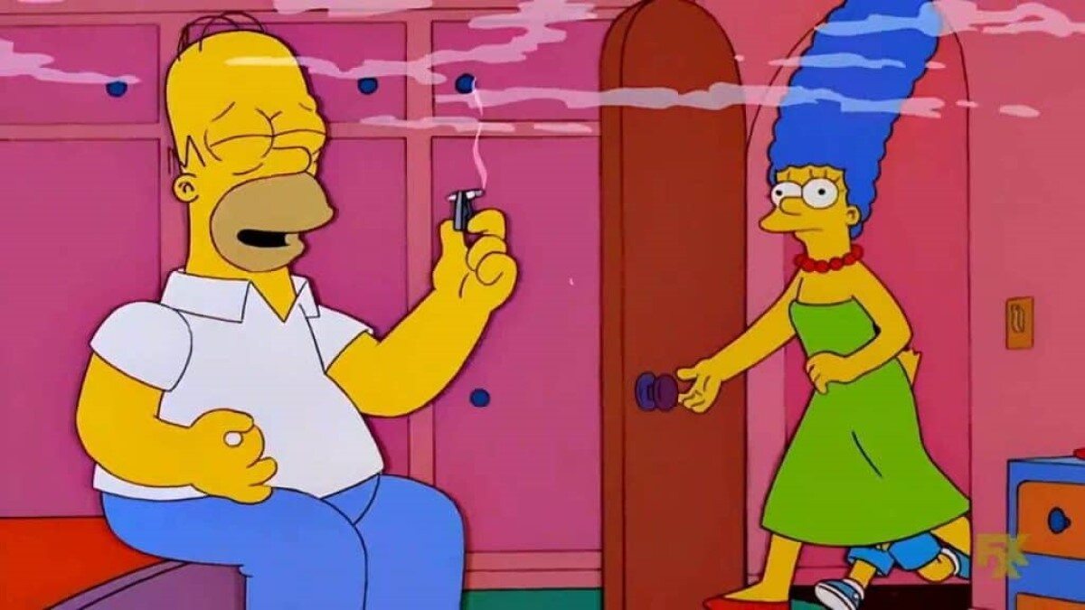 homer smoking causing fumes of smoke whilst marge and bart walk in on him
